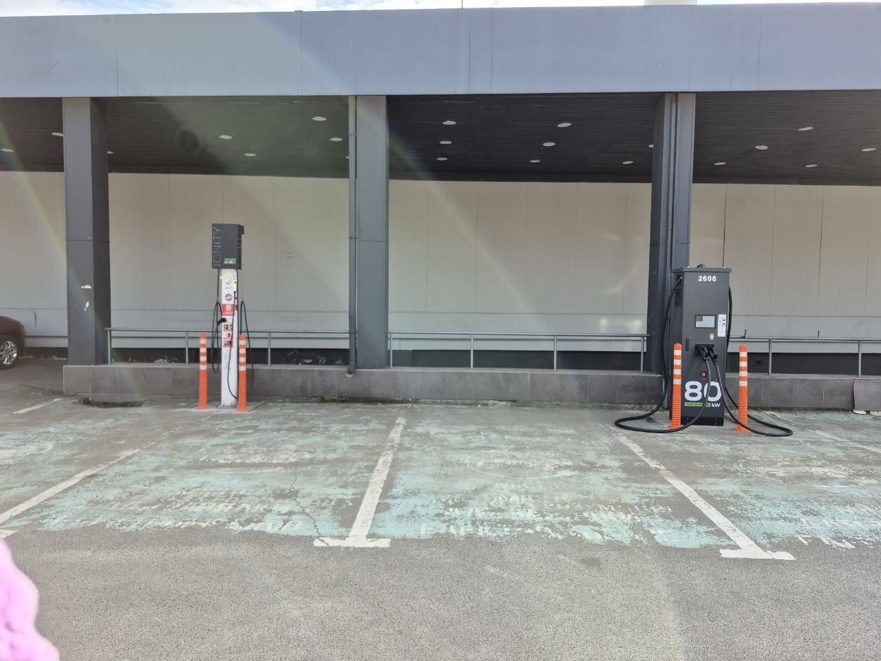 Station photo 2