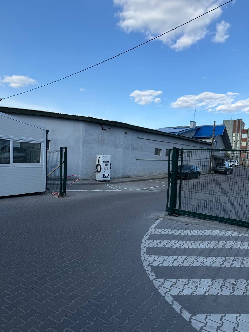 Station photo 2