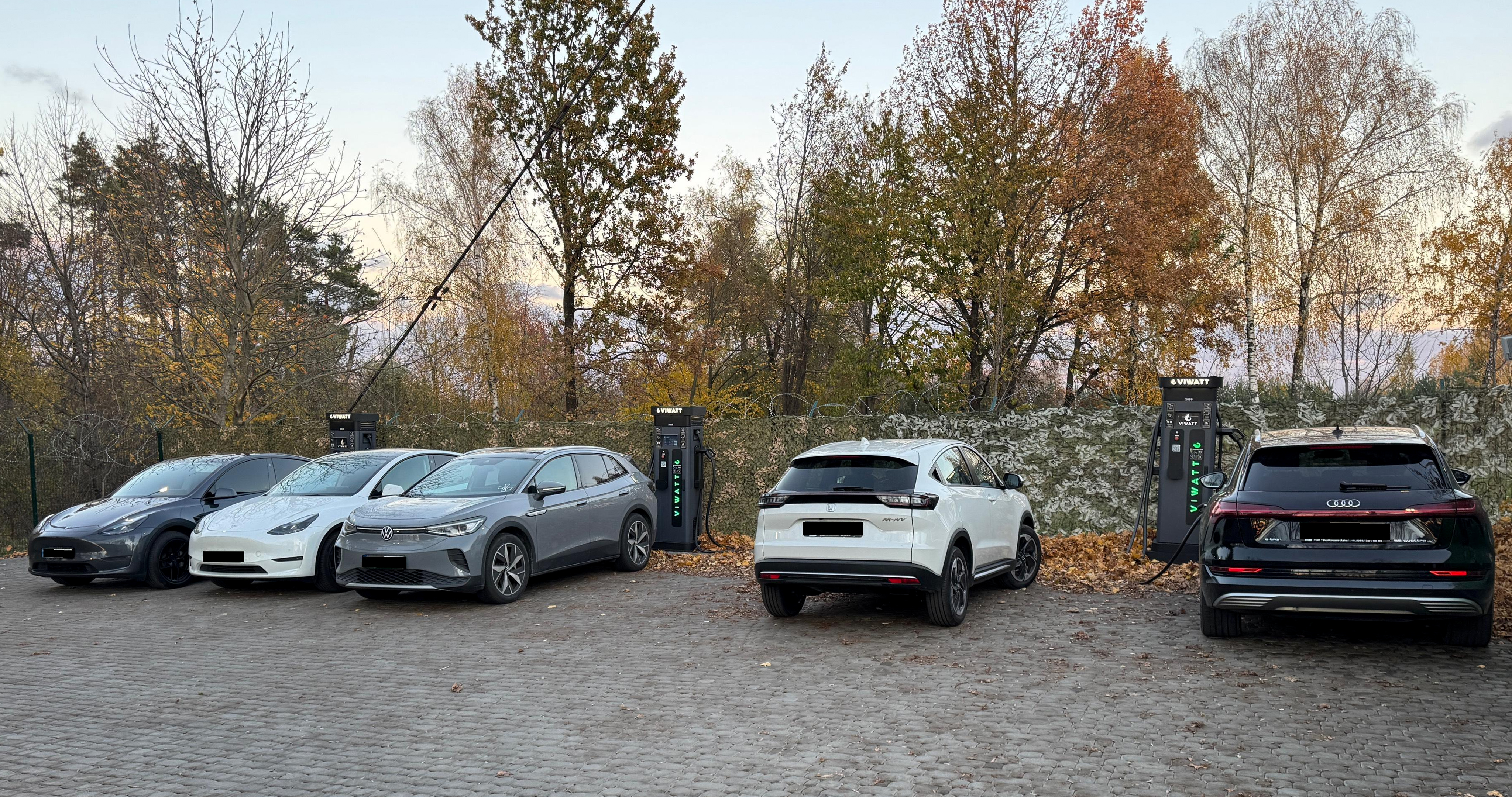 Station photo 1
